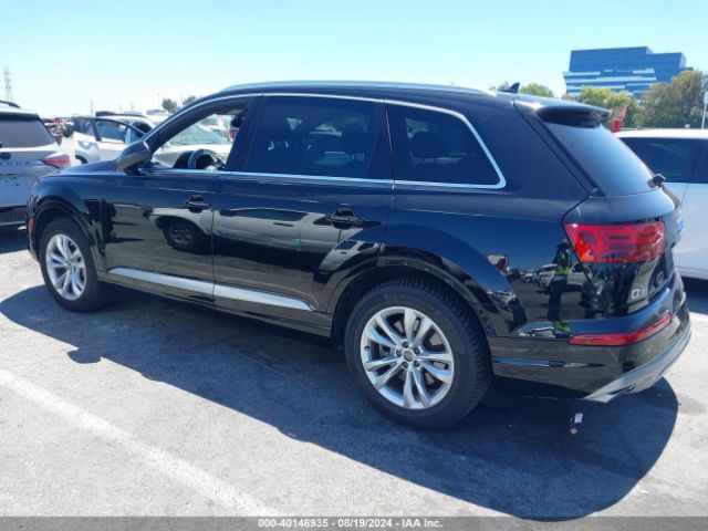 WA1LHAF78JD047944 Audi Q7 2.0t Premium