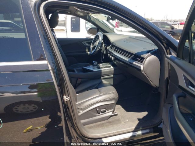 WA1LHAF78JD047944 Audi Q7 2.0t Premium