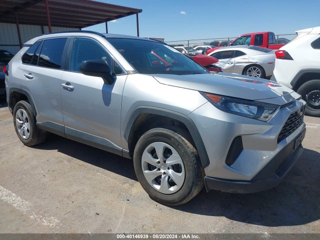 Toyota RAV4 LE 2019 2T3H1RFV1KW036673 Image 13