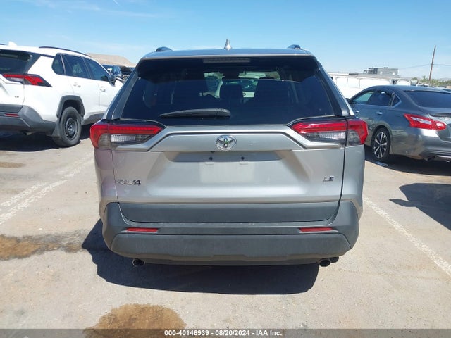 Toyota RAV4 LE 2019 2T3H1RFV1KW036673 Image 16