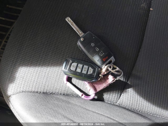 KIA Sorento Lx V6 2015 5XYKTDA76FG650649 Image 11