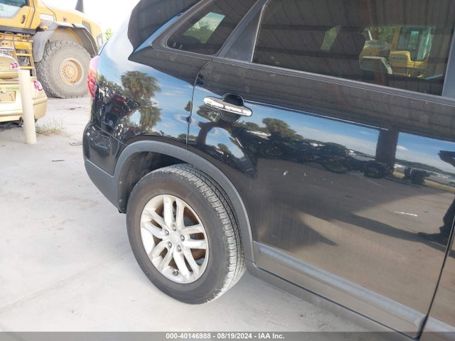 KIA Sorento Lx V6 2015 5XYKTDA76FG650649 Image 6