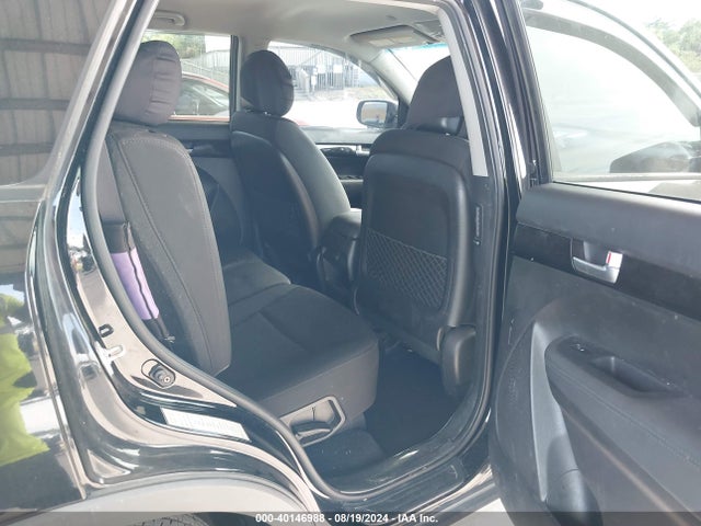 KIA Sorento Lx V6 2015 5XYKTDA76FG650649 Image 8