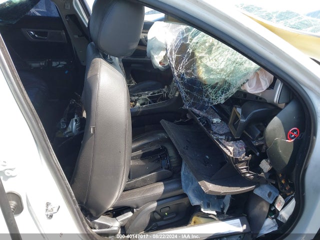 2011 JAGUAR XF SAJWA0FB2BLS12806 Photo 4