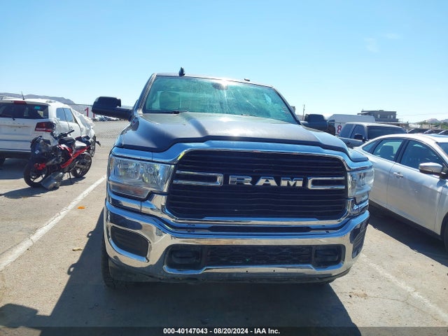 3C6UR5DL6KG620981 RAM 2500 Big Horn  4x4 6'4 Box