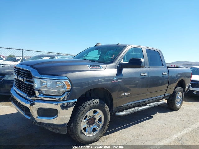 3C6UR5DL6KG620981 RAM 2500 Big Horn  4x4 6'4 Box