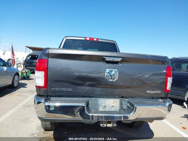 3C6UR5DL6KG620981 RAM 2500 Big Horn  4x4 6'4 Box