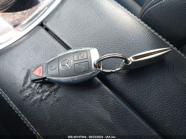 55SWF4JB9FU072369 Mercedes-Benz C 300 Luxury/sport
