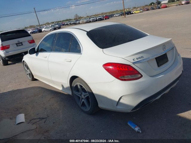 55SWF4JB9FU072369 Mercedes-Benz C 300 Luxury/sport
