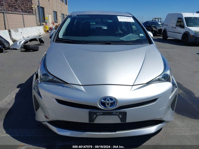 Toyota Prius Two 2016 JTDKBRFU9G3016353 Image 11
