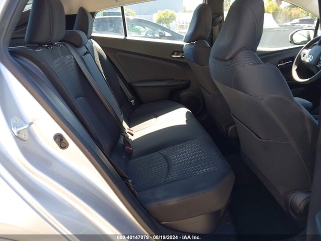 Toyota Prius Two 2016 JTDKBRFU9G3016353 Image 8
