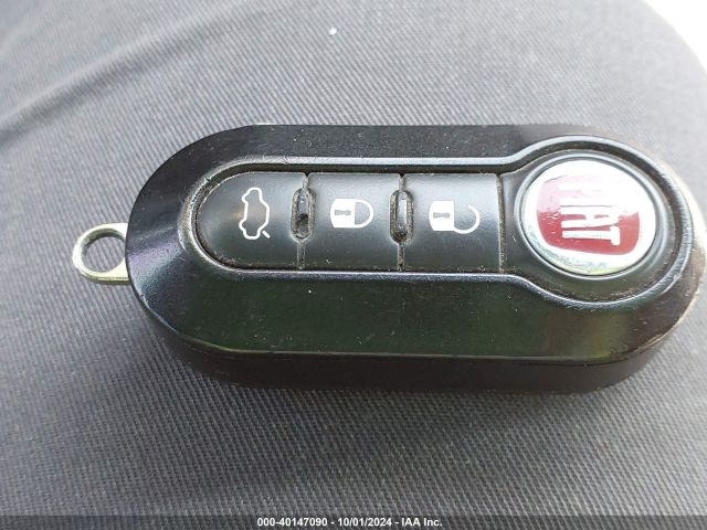 2015 FIAT 500 3C3CFFARXFT539270 Photo 10