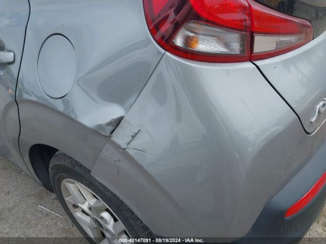 KNDJ23AU1N7827568 KIA SOUL LX