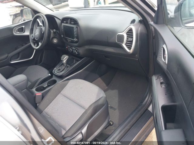 KNDJ23AU1N7827568 KIA SOUL LX