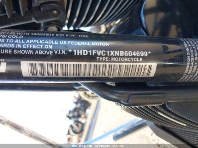 2022 HARLEY-DAVIDSON FLHT 1HD1FVC1XNB604699 Photo 9