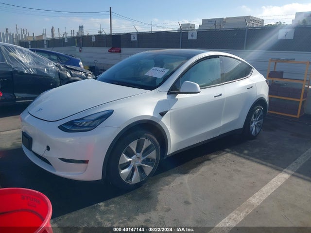 2022 TESLA MODEL Y 7SAYGDEE9NF381451 Photo 1