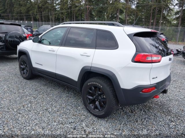 1C4PJMBS8FW605813 Jeep Cherokee Trailhawk