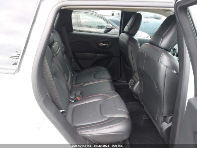 1C4PJMBS8FW605813 Jeep Cherokee Trailhawk