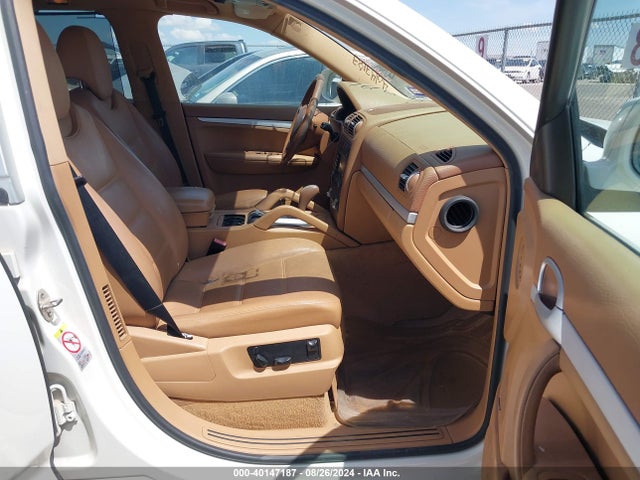 2009 PORSCHE CAYENNE WP1AA29P79LA13075 Photo 4