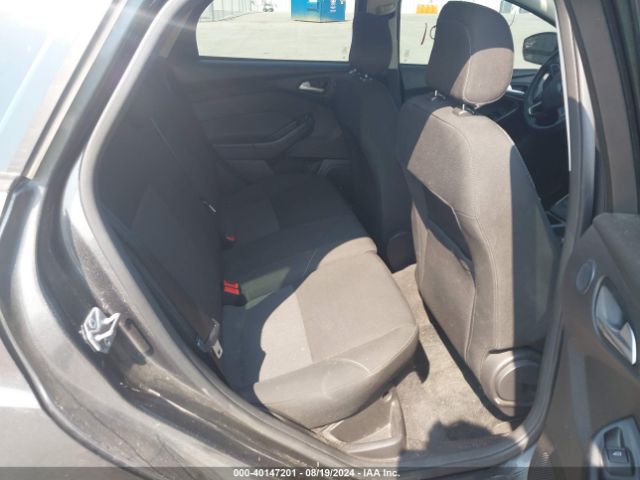 1FADP3M26JL204401 Ford FOCUS SEL