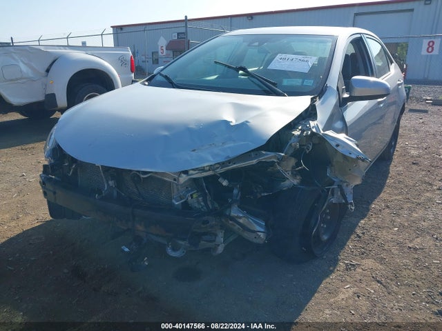 Toyota COROLLA LE 2018 2T1BURHE5JC087810 Image 6