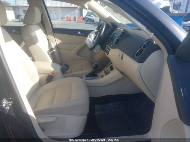WVGAV7AX9HW510183 Volkswagen Tiguan 2.0t S