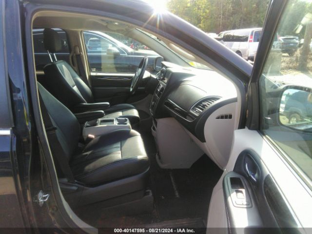 2C4RC1BG8GR239861 Chrysler Town & Country Touring