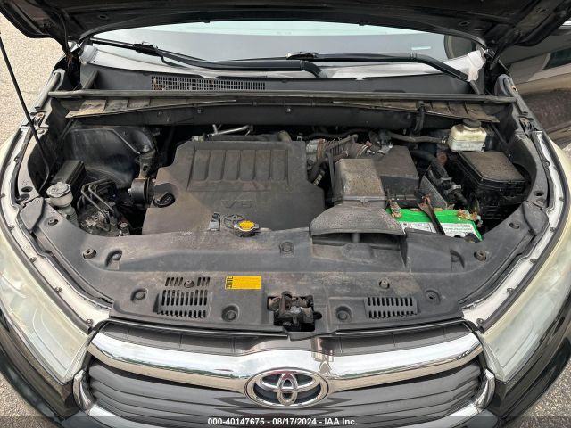 5TDJKRFH6FS109195 Toyota Highlander Xle