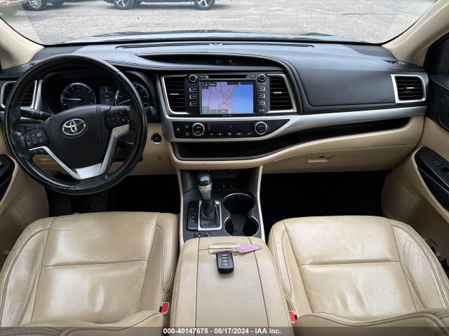 5TDJKRFH6FS109195 Toyota Highlander Xle