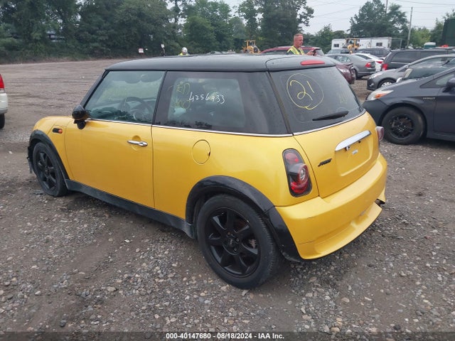 2002 MINI COOPER WMWRC33402TE10278 Photo 2