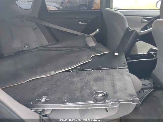 Toyota Prius Three 2015 JTDKN3DU5F0431757 Image 8