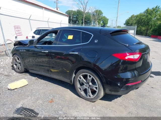 ZN661XUA4HX228085 Maserati Levante