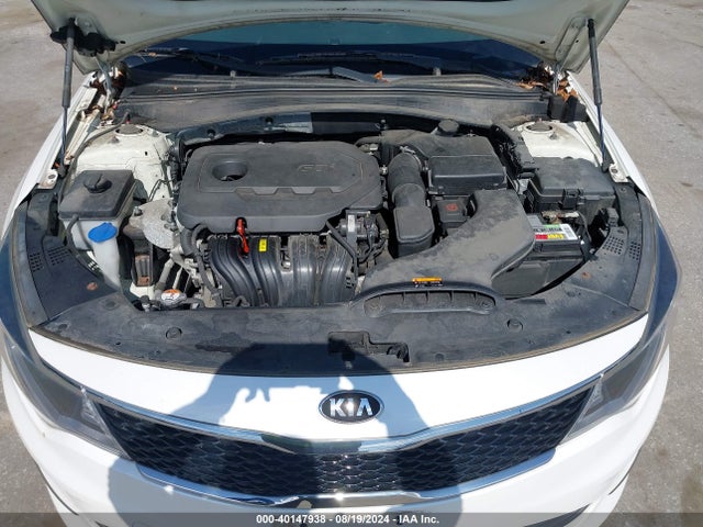 KIA Optima Lx 2016 KNAGT4L39G5073039 Image 10