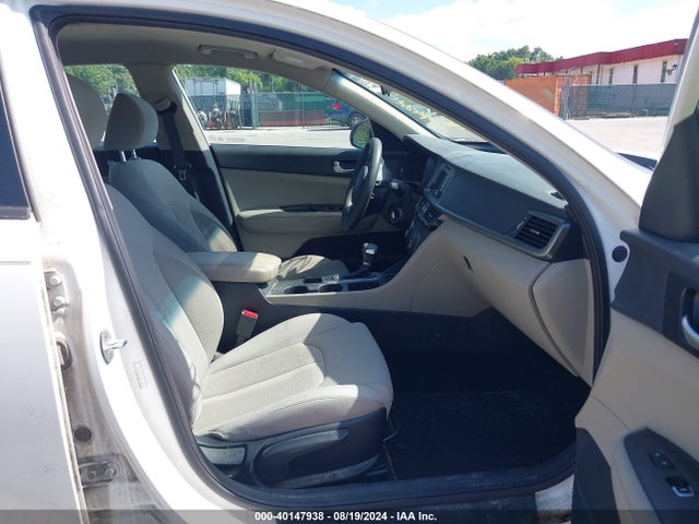 KIA Optima Lx 2016 KNAGT4L39G5073039 Image 5