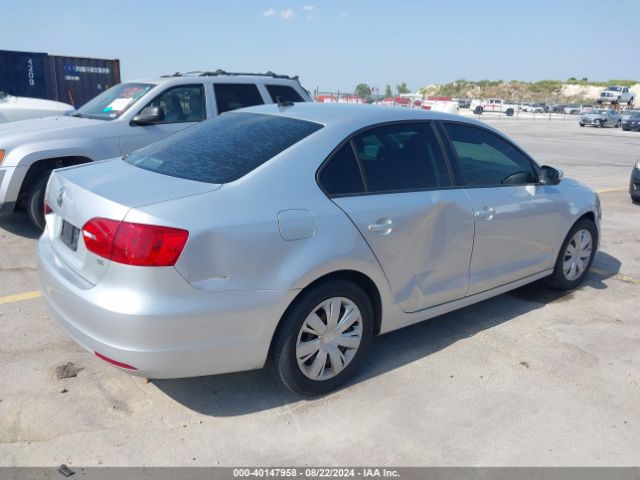 3VWD17AJ0EM360370 Volkswagen Jetta 1.8t Se