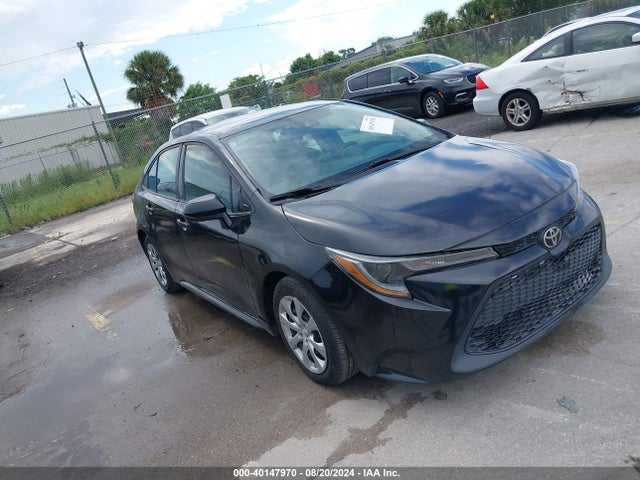 Toyota COROLLA LE 2021 5YFEPMAE5MP190702 главное изображение