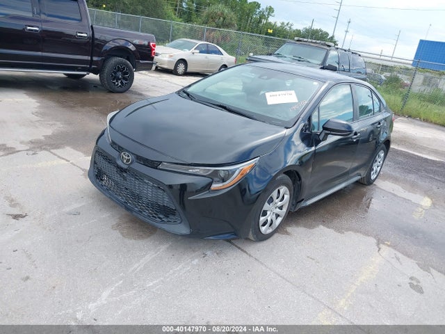 Toyota COROLLA LE 2021 5YFEPMAE5MP190702 Image 2