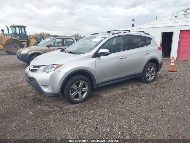 Toyota Rav4 Xle 2015 2T3RFREV2FW283276 Image 2