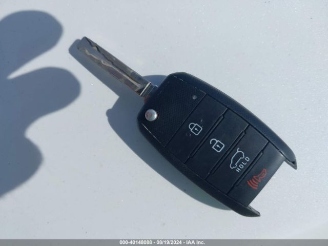 KNDJN2A23J7586588 KIA Soul