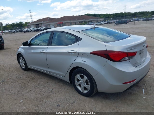 Hyundai ELANTRA SE 2015 5NPDH4AE1FH550900 Image 3