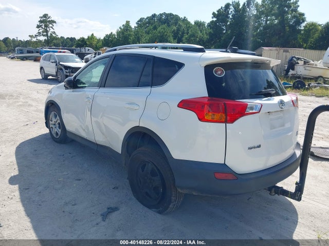 Toyota RAV4 LE 2014 2T3BFREV8EW178726 Image 3