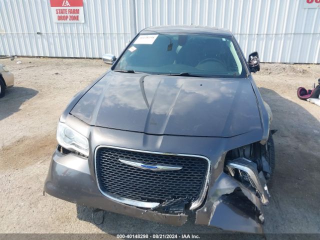 2C3CCAAG6JH275623 Chrysler 300 Touring L