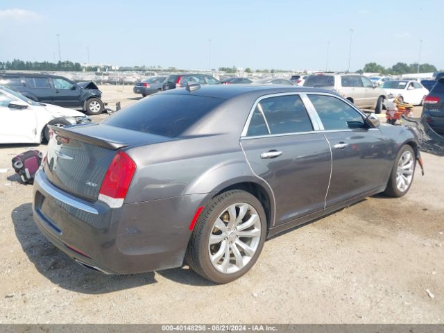 2C3CCAAG6JH275623 Chrysler 300 Touring L