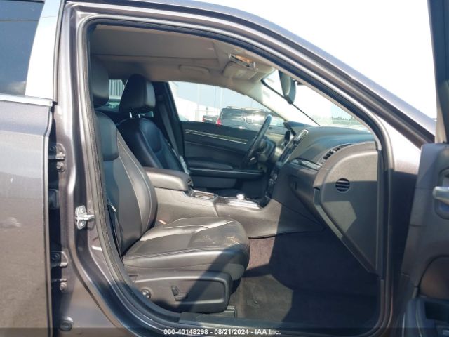 2C3CCAAG6JH275623 Chrysler 300 Touring L