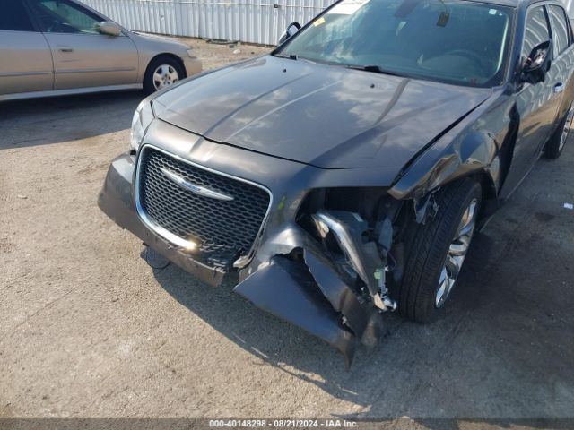 2C3CCAAG6JH275623 Chrysler 300 Touring L