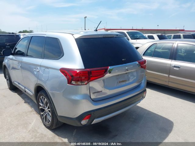 JA4AD3A33GZ001761 Mitsubishi Outlander Se