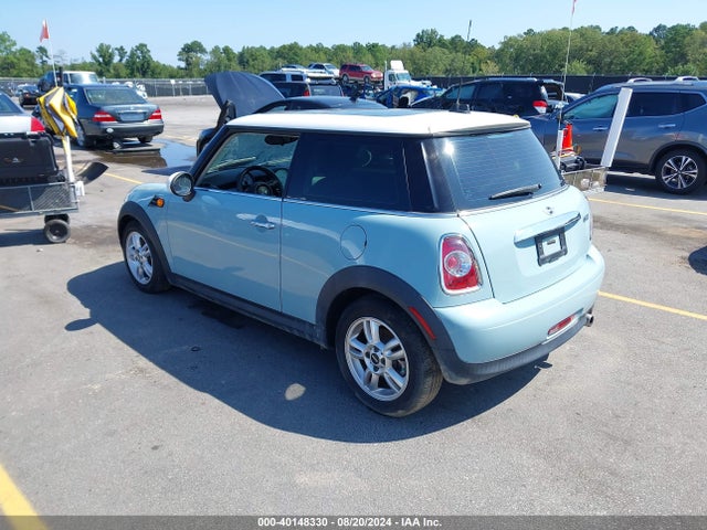 2013 MINI HARDTOP WMWSU3C50DT546000 Photo 2