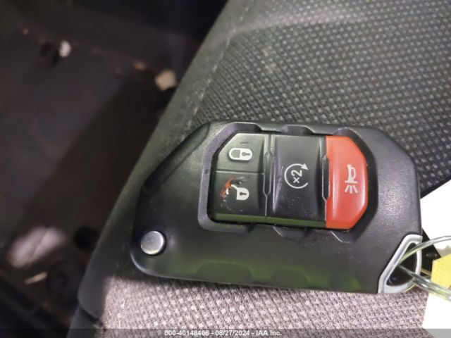 1C6HJTAG4ML525832 Jeep Gladiator Sport S 4x4