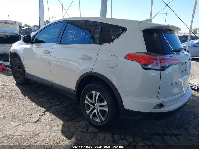 Toyota RAV4 LE 2018 JTMZFREV1JJ737864 Image 3