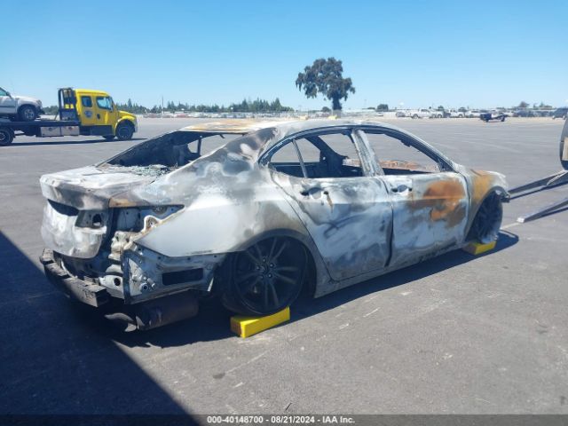 2018 ACURA TLX 19UUB3F6XJA004790 Photo 3